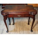 A George II triple leaf fold over games and tea table, width 87cm, depth 43cm & height 74cm.