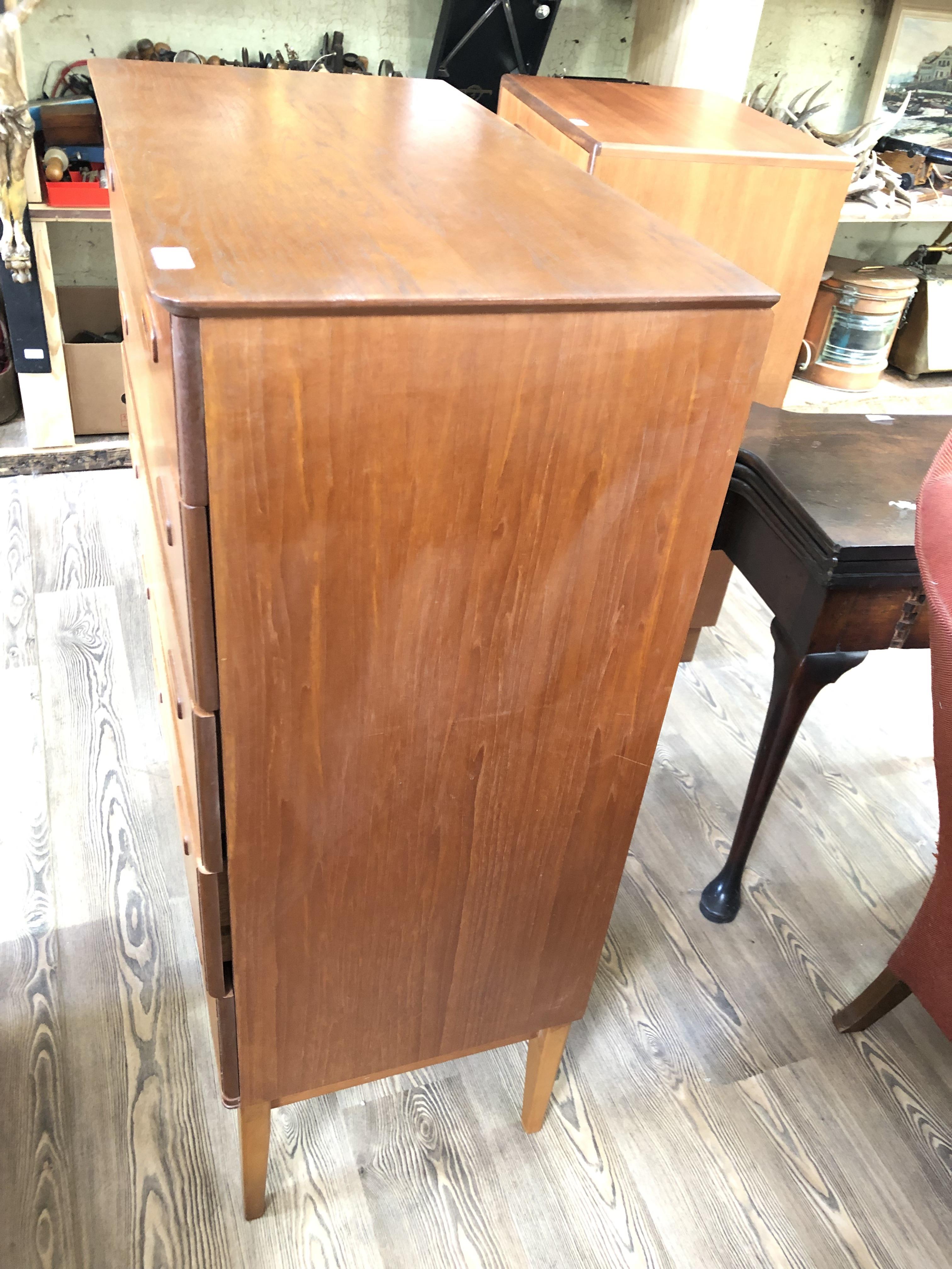 An Austinsuite teak chest of drawers, width 78cm, depth 42cm & height 112.5cm. Condition - a - Image 4 of 6