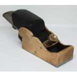 An extremely rare Norris A28 steel and gunmetal adjustable chariot plane, 3 1/2" x 1 5/8",