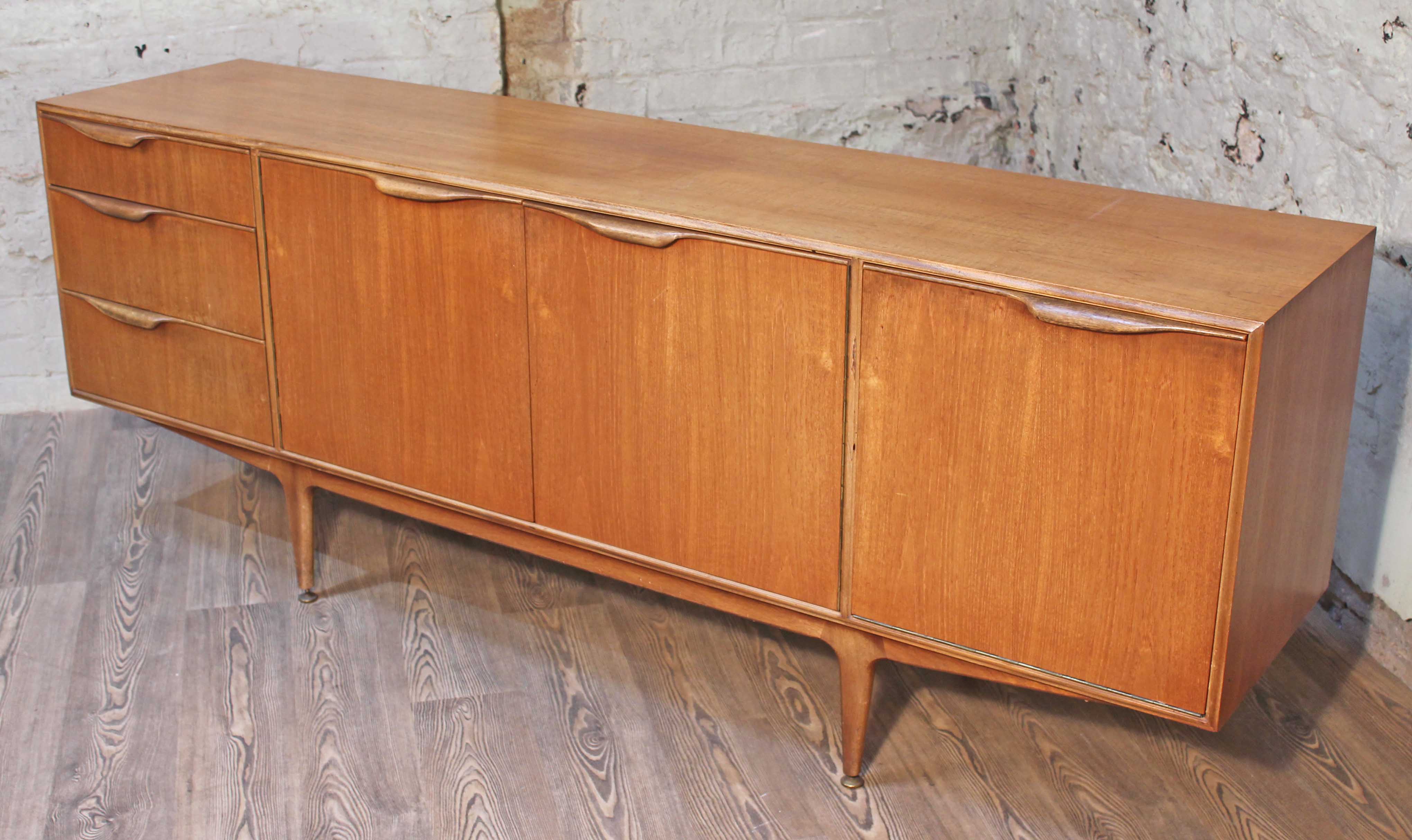 A McIntosh teak sideboard, length 201.5cm, depth 48cm & height 77.5cm. Condition - good, general - Image 4 of 4