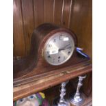 A mantel clock