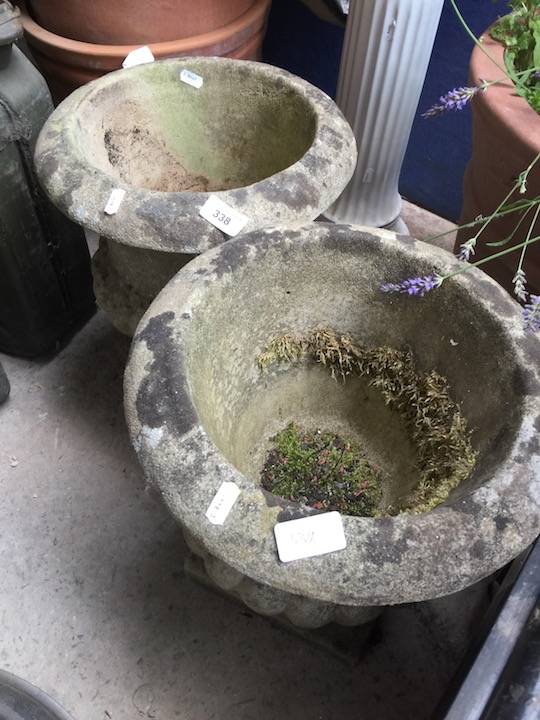 2 concrete planters