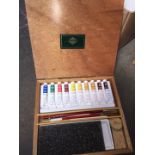 A Daler-Rowney painting kit in wooden box.