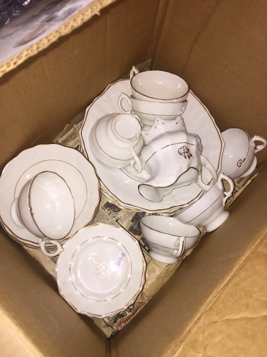 White decorated teaware