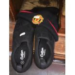 A pair of unworn Cotton Traders shoes - size 9 + Man United hat.