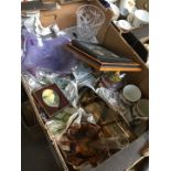 Box of mainly glassware