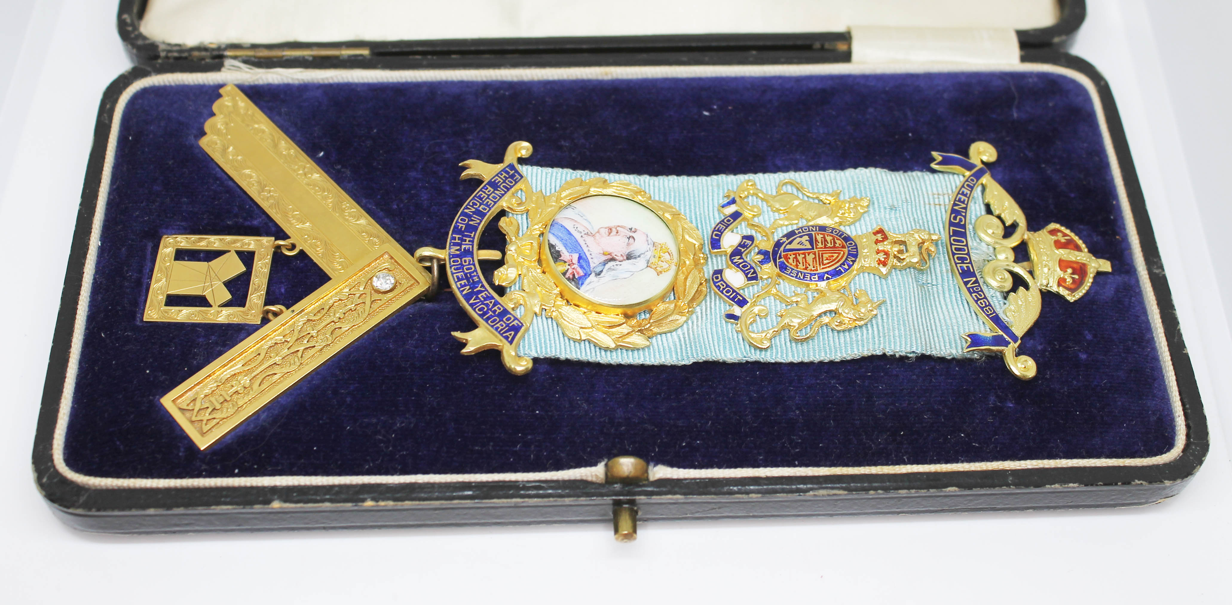 An 18ct gold Masonic jewel set with a diamond and a portrait miniature depicting Queen Victoria, - Image 2 of 3