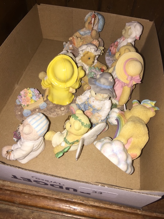 Various cherished Teddies