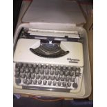 A Olympia Splendid 66 typewriter