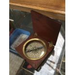 Small mahogany cases compass - 19th century