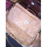 East West laptop grab / messenger bag, in natural tan leather.