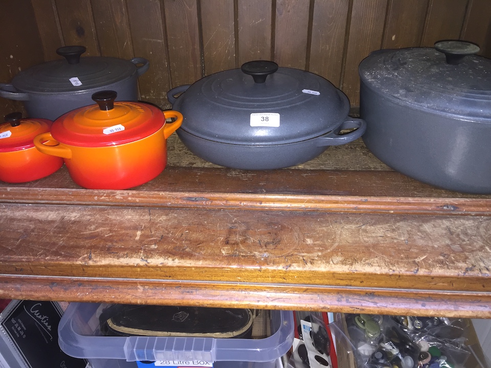 3 grey Le Creuset pots and 2 flambe small pots - all with lids.