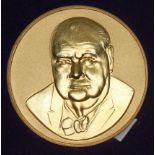 A hallmarked 22ct gold Sir Winston Churchill medallion, limited edition no. 493/500, Toye, Kenning &