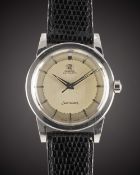 A GENTLEMAN'S STAINLESS STEEL OMEGA SEAMASTER AUTOMATIC WRIST WATCH CIRCA 1952, REF. 2577-11 SC WITH