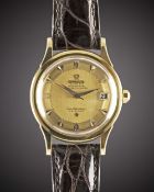 A FINE GENTLEMAN'S 18K SOLID GOLD OMEGA CONSTELLATION CALENDAR "DE LUXE" CHRONOMETER WRIST WATCH