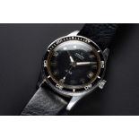 A RARE GENTLEMAN'S STAINLESS STEEL ZENITH S.58 AUTOMATIC DIVERS WRIST WATCH CIRCA 1960, WITH 60