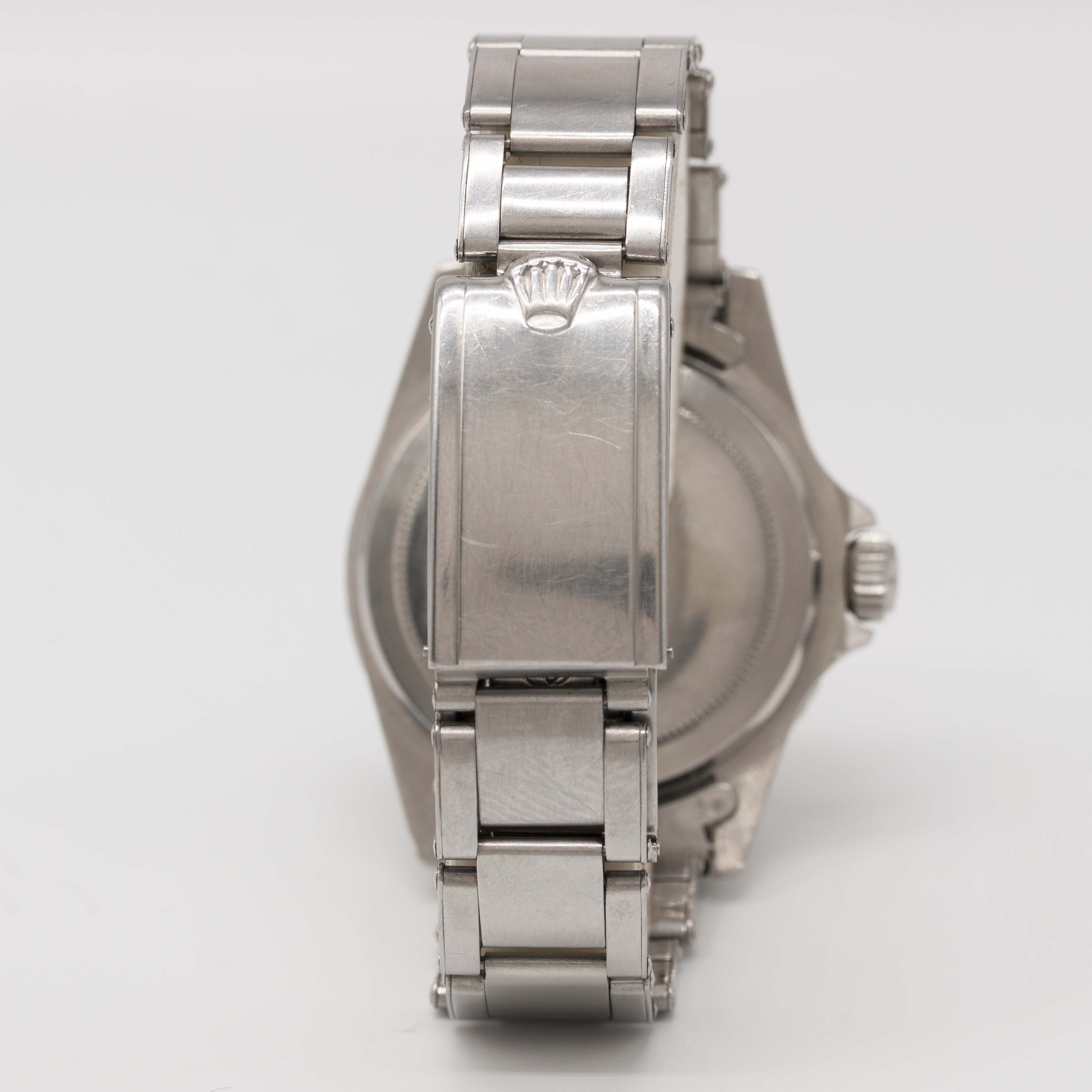 A VERY RARE GENTLEMAN'S STAINLESS STEEL ROLEX OYSTER PERPETUAL SUBMARINER BRACELET WATCH CIRCA 1964, - Image 9 of 17