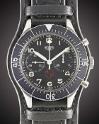 A GENTLEMAN'S STAINLESS STEEL GERMAN MILITARY HEUER "BUND" FLYBACK CHRONOGRAPH WRIST WATCH CIRCA