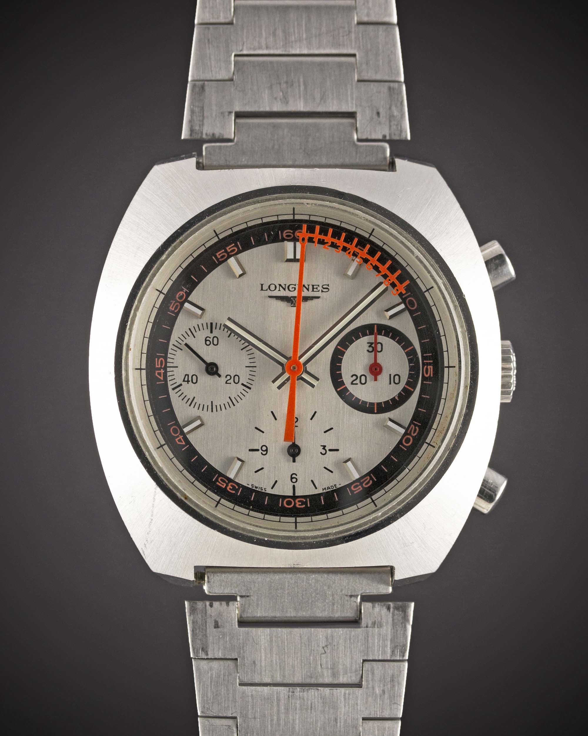 A GENTLEMAN'S STAINLESS STEEL LONGINES NONIUS CHRONOGRAPH BRACELET WATCH DATED 1972, REF. 8271 2