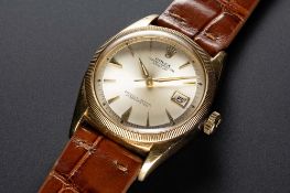 A RARE GENTLEMAN'S 18K SOLID YELLOW GOLD ROLEX OYSTER PERPETUAL DATEJUST WRIST WATCH CIRCA 1955,