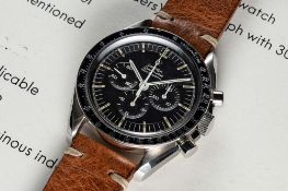 A RARE GENTLEMAN'S STAINLESS STEEL OMEGA SPEEDMASTER PROFESSIONAL CHRONOGRAPH WRIST WATCH DATED