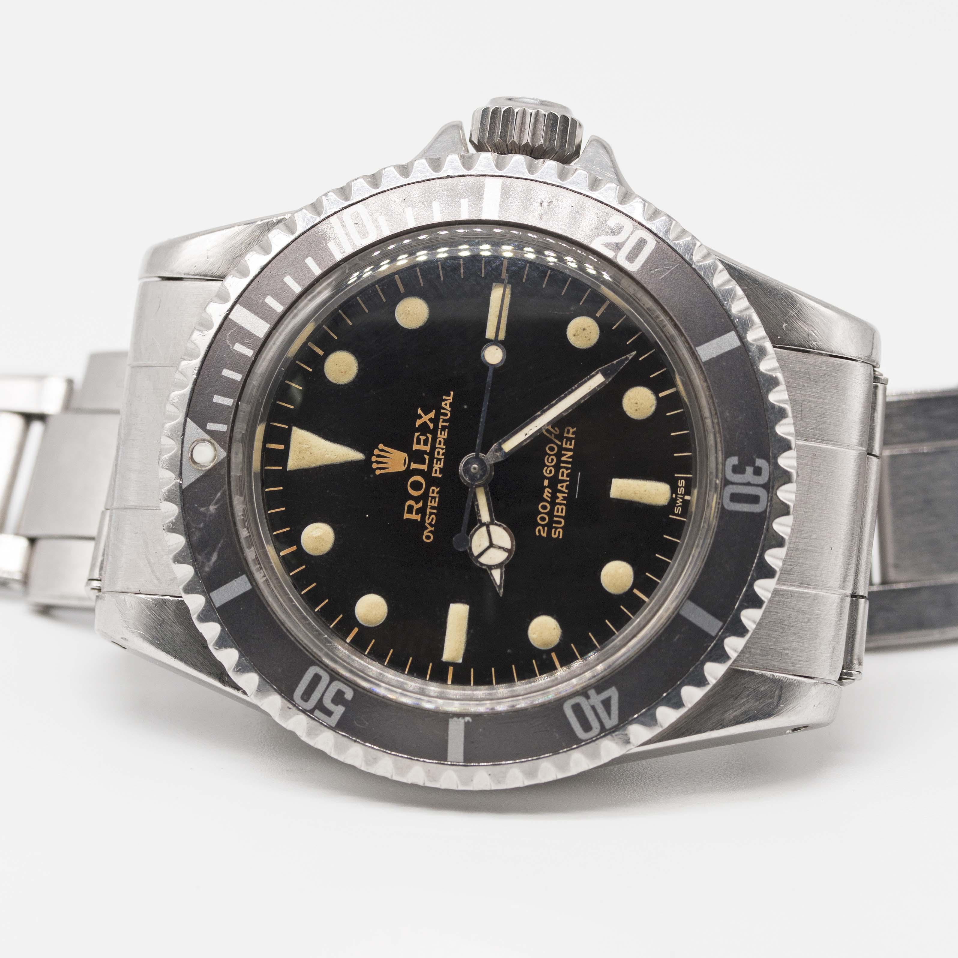 A VERY RARE GENTLEMAN'S STAINLESS STEEL ROLEX OYSTER PERPETUAL SUBMARINER BRACELET WATCH CIRCA 1964, - Image 16 of 17