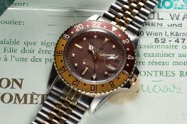 A RARE GENTLEMAN'S STEEL & GOLD ROLEX OYSTER PERPETUAL GMT MASTER "ROOT BEER" BRACELET WATCH DATED