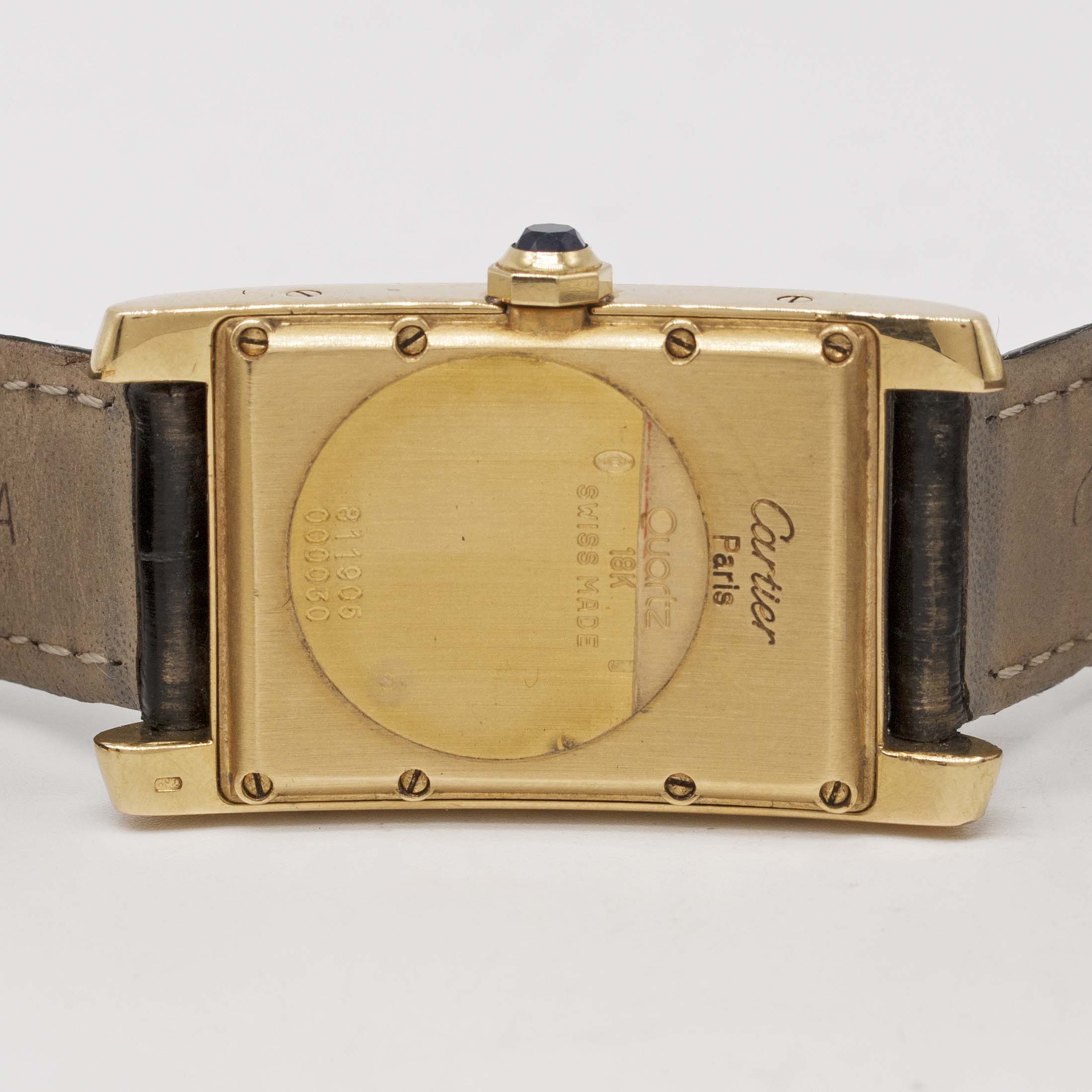 A GENTLEMAN'S SIZE 18K SOLID GOLD CARTIER TANK AMERICAINE WRIST WATCH CIRCA 1990, REF. 811905 - Image 3 of 3