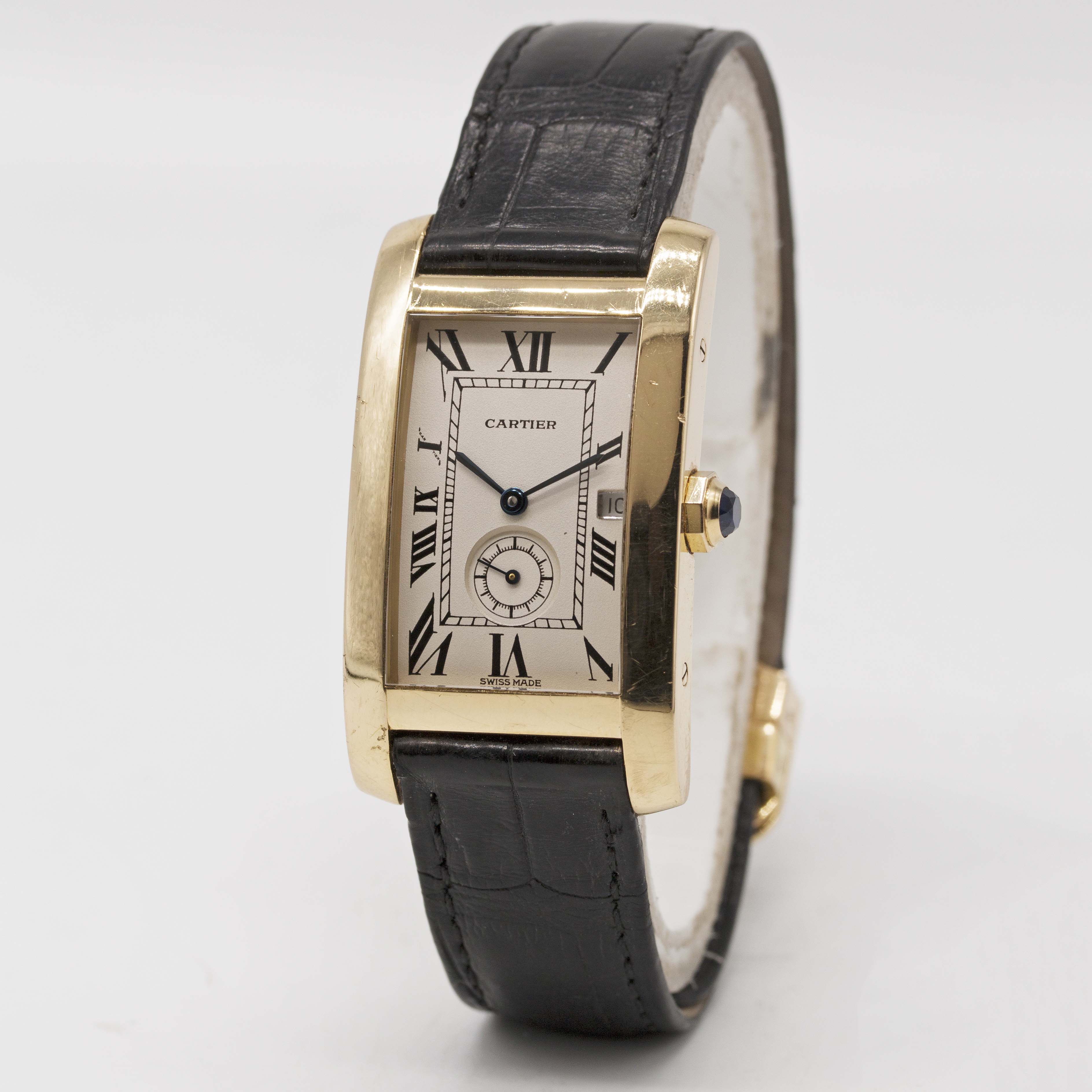 A GENTLEMAN'S SIZE 18K SOLID GOLD CARTIER TANK AMERICAINE WRIST WATCH CIRCA 1990, REF. 811905 - Image 2 of 3