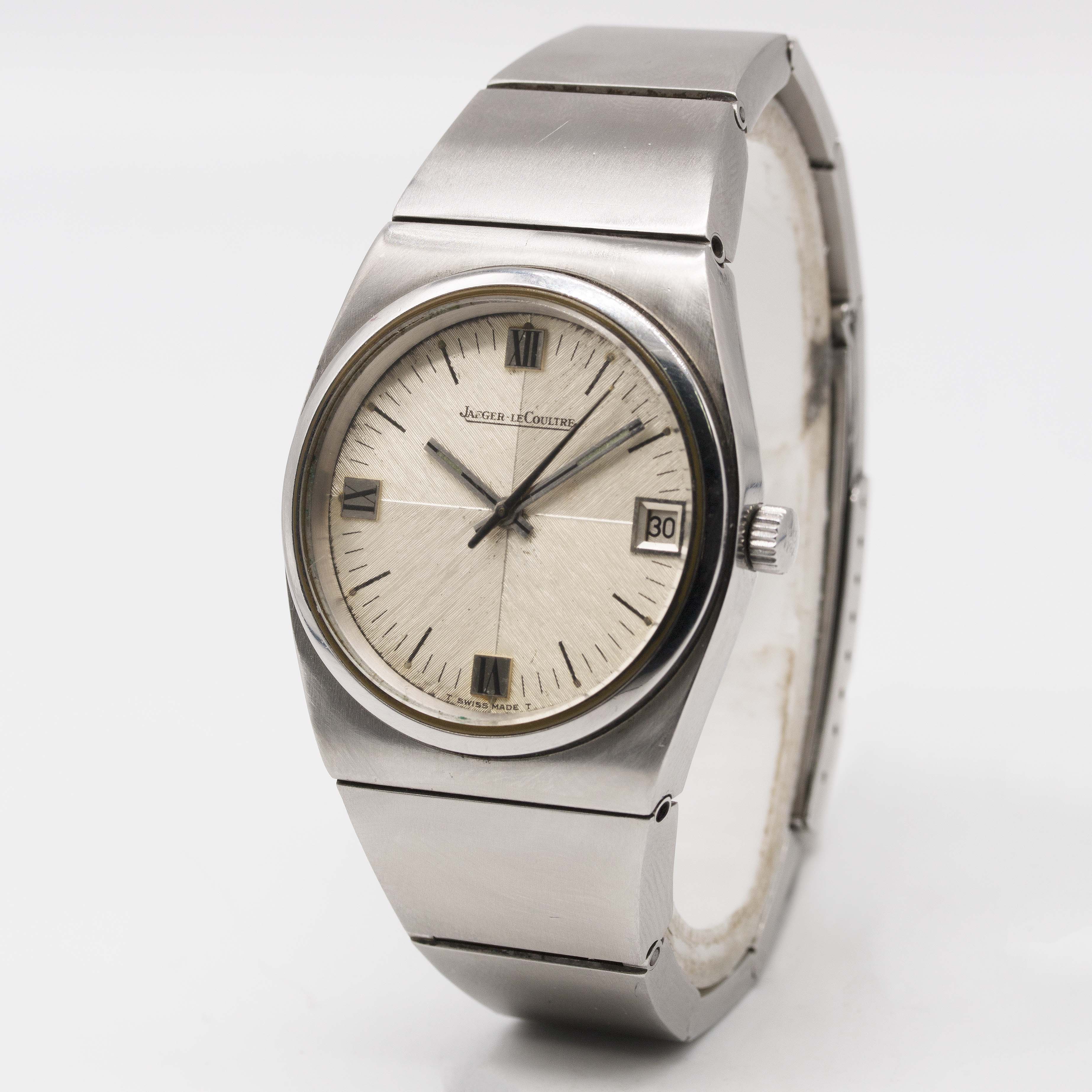 A GENTLEMAN'S STAINLESS STEEL JAEGER LECOULTRE CHRONOMETRE BRACELET WATCH CIRCA 1970s, REF. 24000-42 - Image 2 of 4
