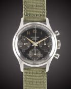 A GENTLEMAN'S STAINLESS STEEL WAKMANN CHRONOGRAPH WRIST WATCH CIRCA 1960s, WITH GLOSS BLACK DIAL