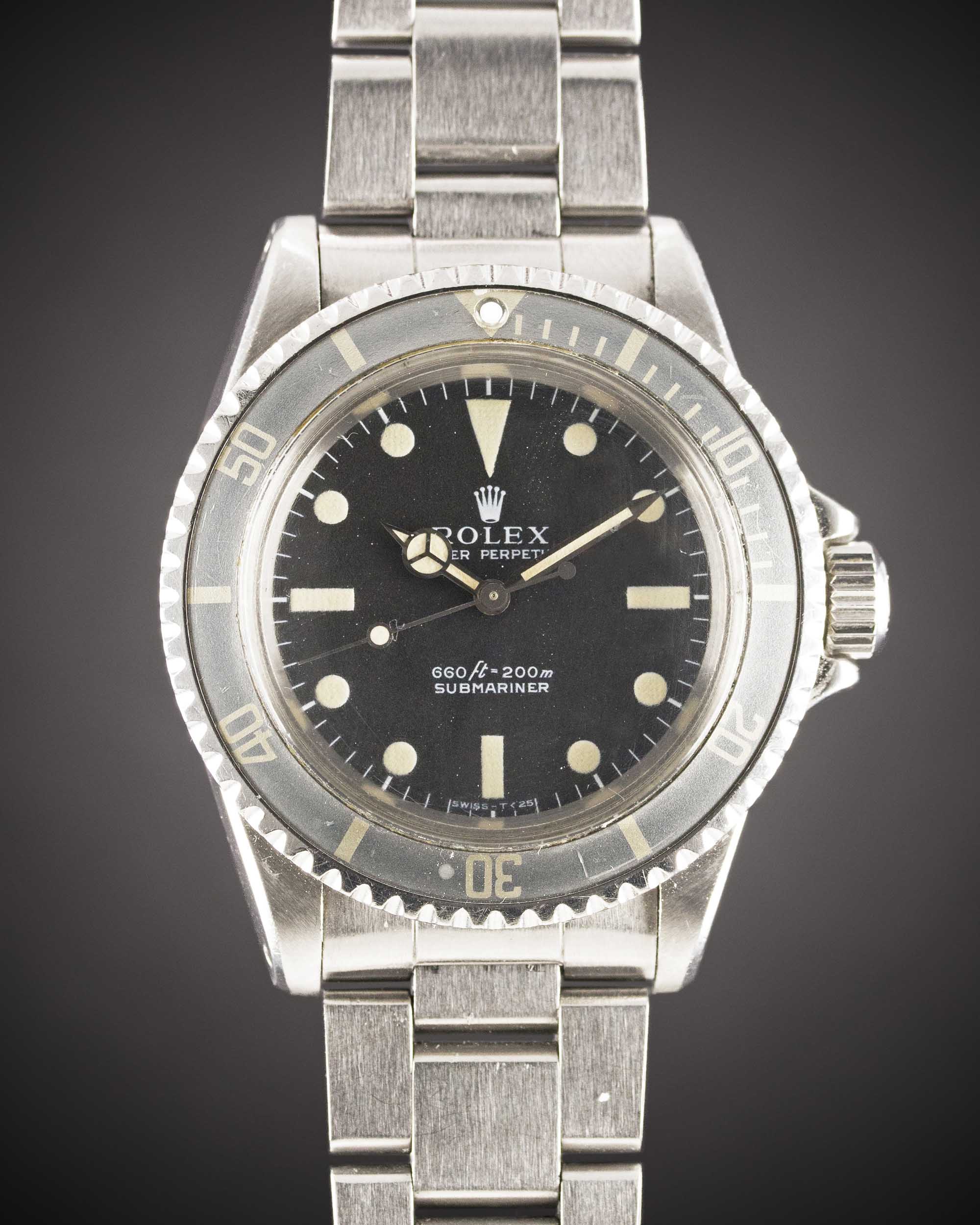 A GENTLEMAN'S STAINLESS STEEL ROLEX OYSTER PERPETUAL SUBMARINER BRACELET WATCH CIRCA 1974, REF. 5513 - Image 3 of 3