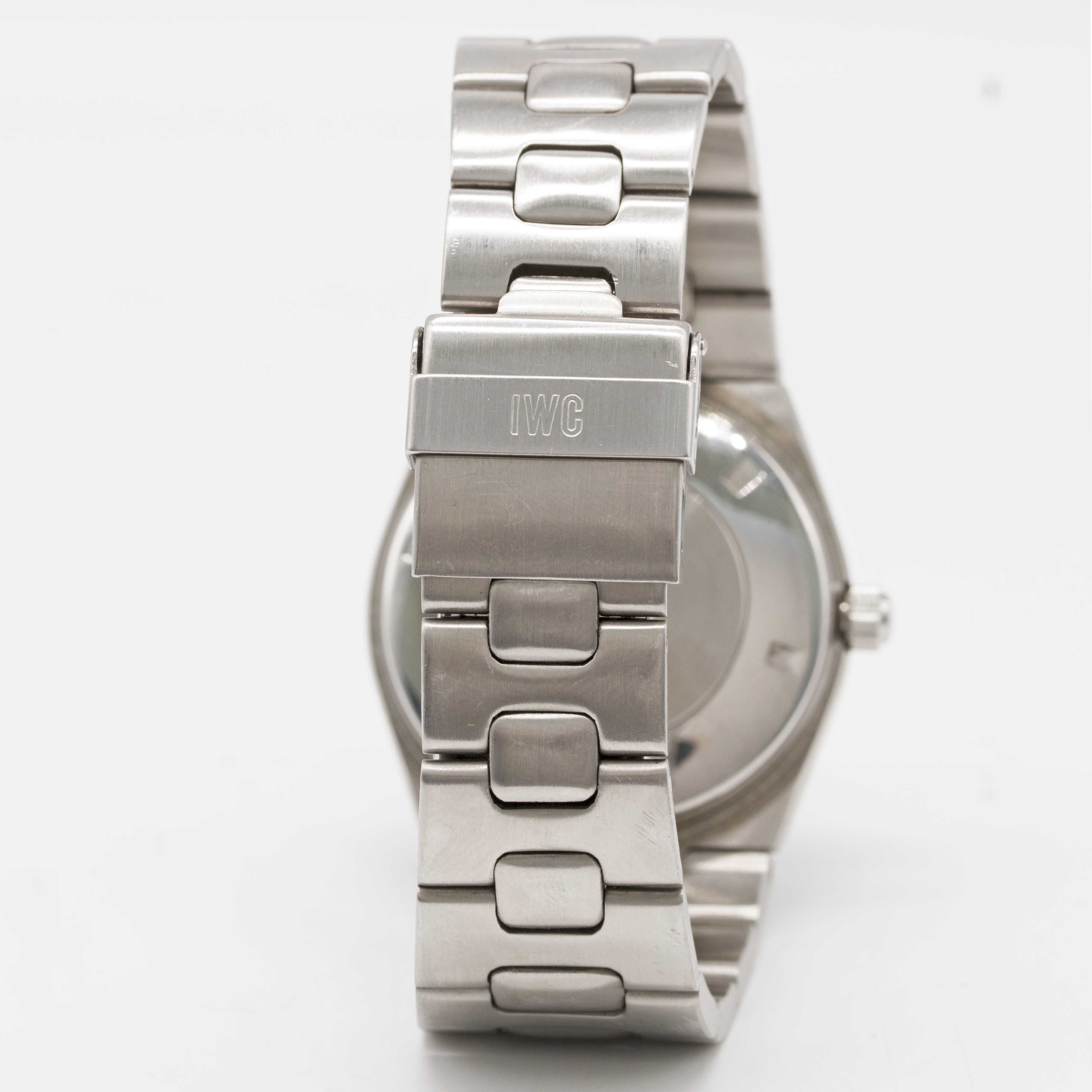 A RARE GENTLEMAN'S STAINLESS STEEL IWC INGENIEUR SL "JUMBO" AUTOMATIC BRACELET WATCH CIRCA 1980, - Image 7 of 11