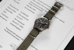 A RARE GENTLEMAN'S STAINLESS STEEL BRITISH MILITARY OMEGA RAF PILOTS WRIST WATCH DATED 1953, REF.