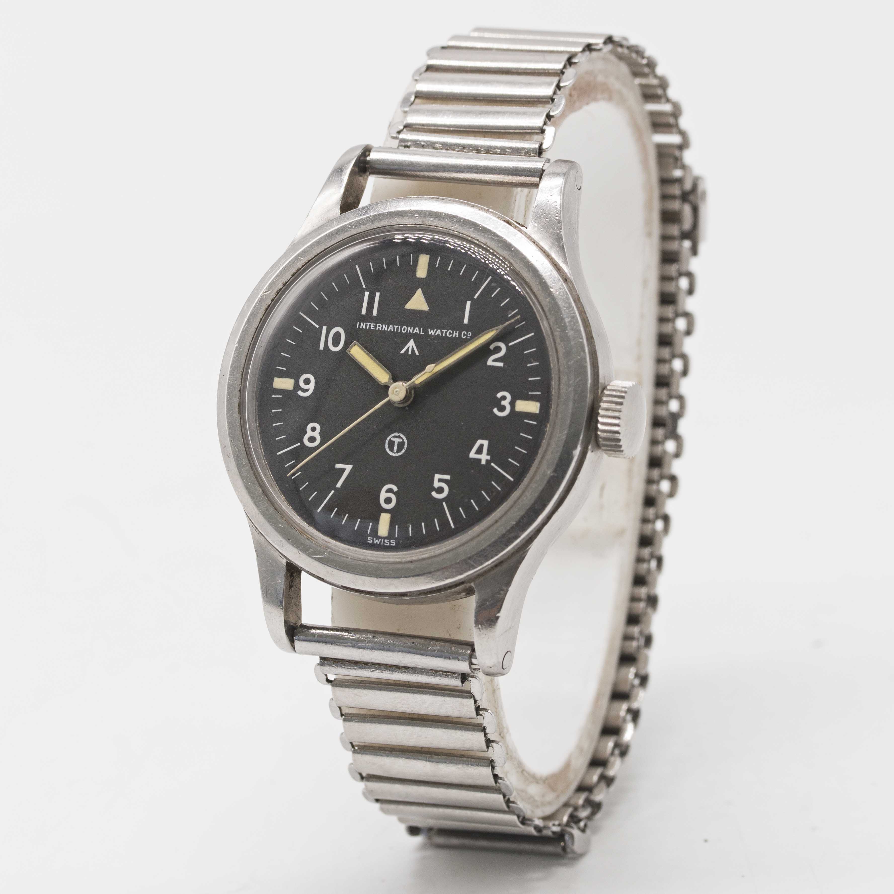 A GENTLEMAN'S STAINLESS STEEL BRITISH MILITARY IWC MARK 11 RAF PILOTS BRACELET WATCH DATED 1951 - Image 5 of 12