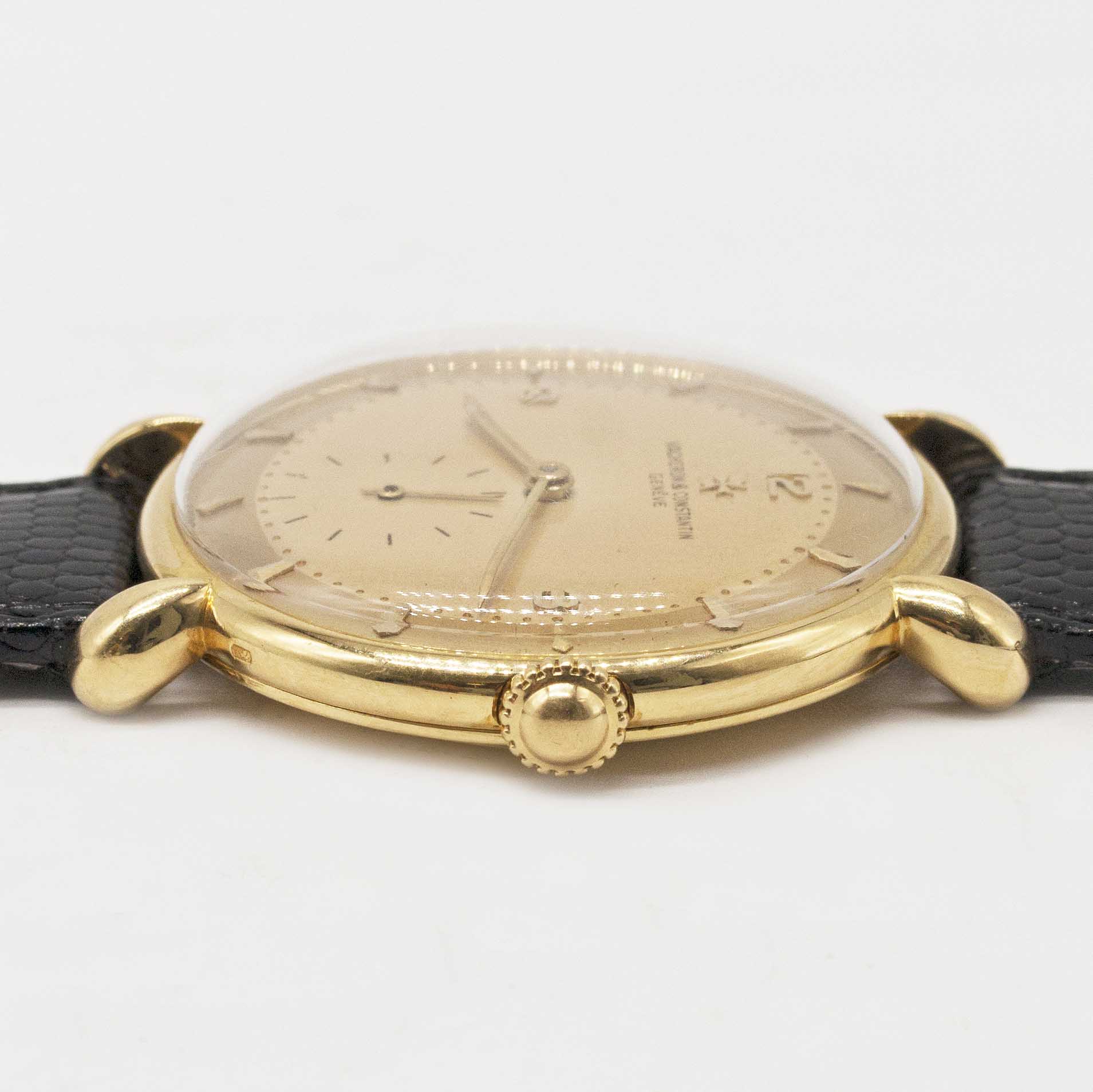 A RARE GENTLEMAN'S LARGE SIZE 18K SOLID GOLD VACHERON & CONSTANTIN WRIST WATCH CIRCA 1950, REF. 4126 - Image 9 of 10