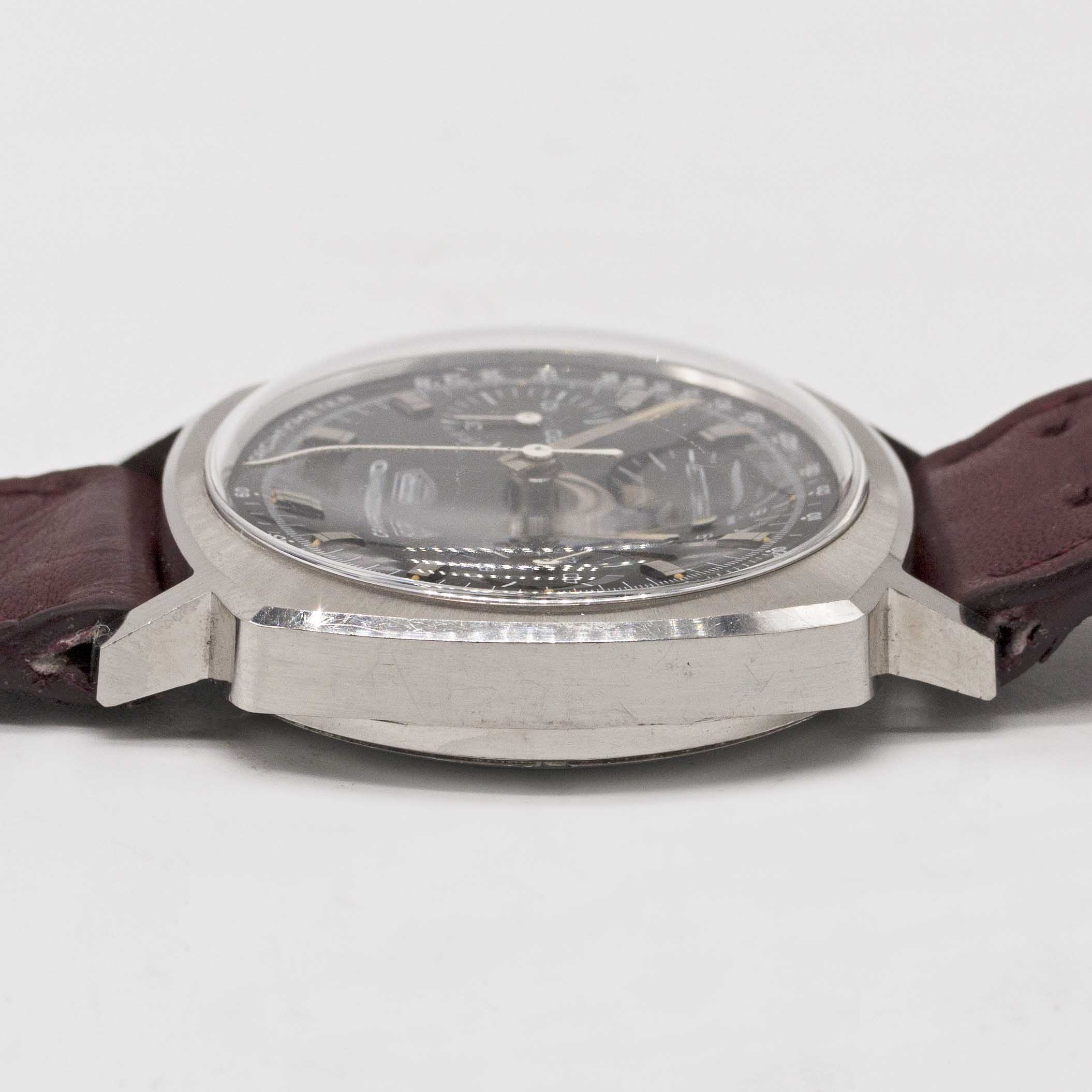 A GENTLEMAN'S STAINLESS STEEL HEUER CAMARO CHRONOGRAPH WRIST WATCH CIRCA 1960s, REF. 7220NT WITH - Image 9 of 9