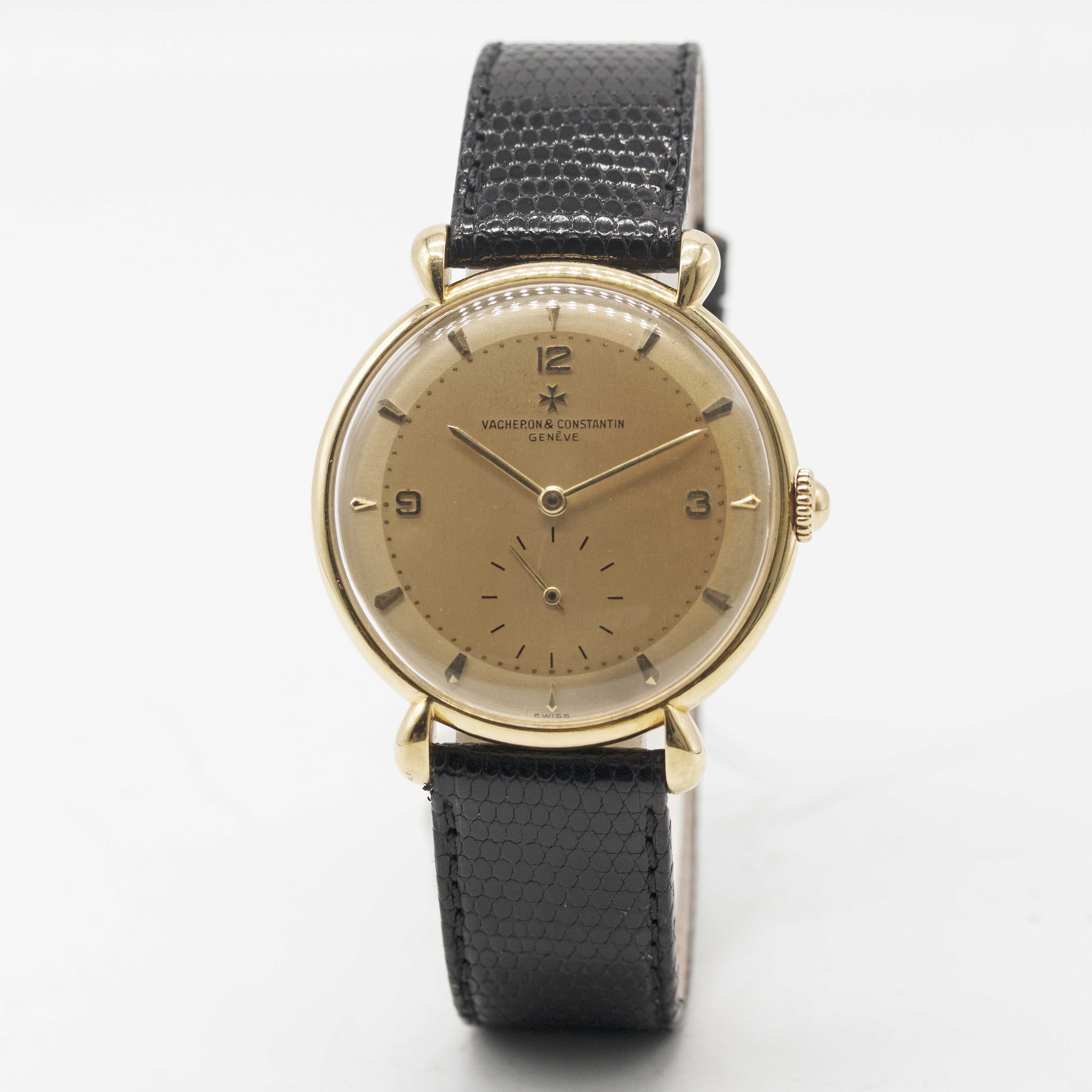 A RARE GENTLEMAN'S LARGE SIZE 18K SOLID GOLD VACHERON & CONSTANTIN WRIST WATCH CIRCA 1950, REF. 4126 - Image 3 of 10