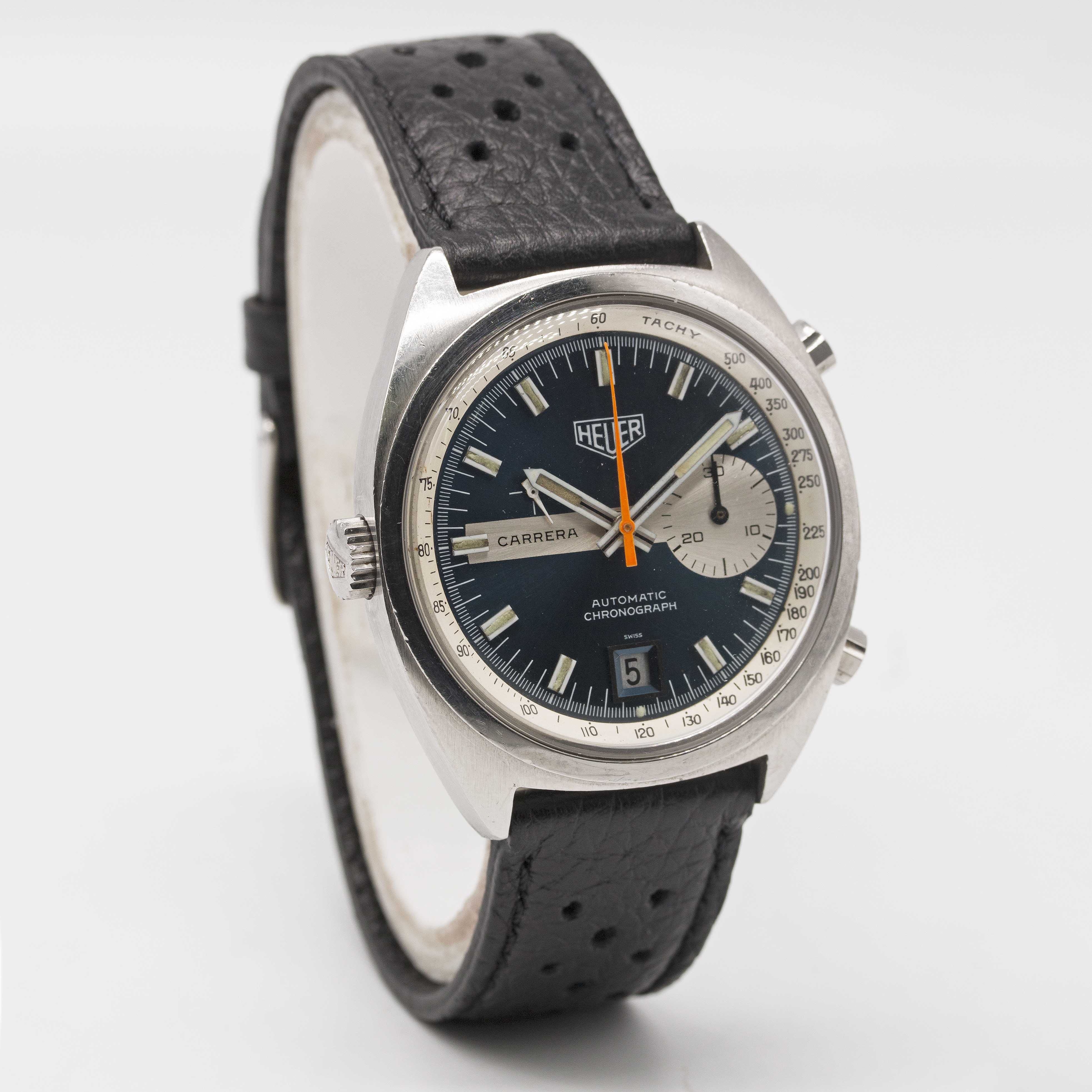 A GENTLEMAN'S STAINLESS STEEL HEUER CARRERA AUTOMATIC CHRONOGRAPH WRIST WATCH CIRCA 1972, REF. 1553 - Image 4 of 6