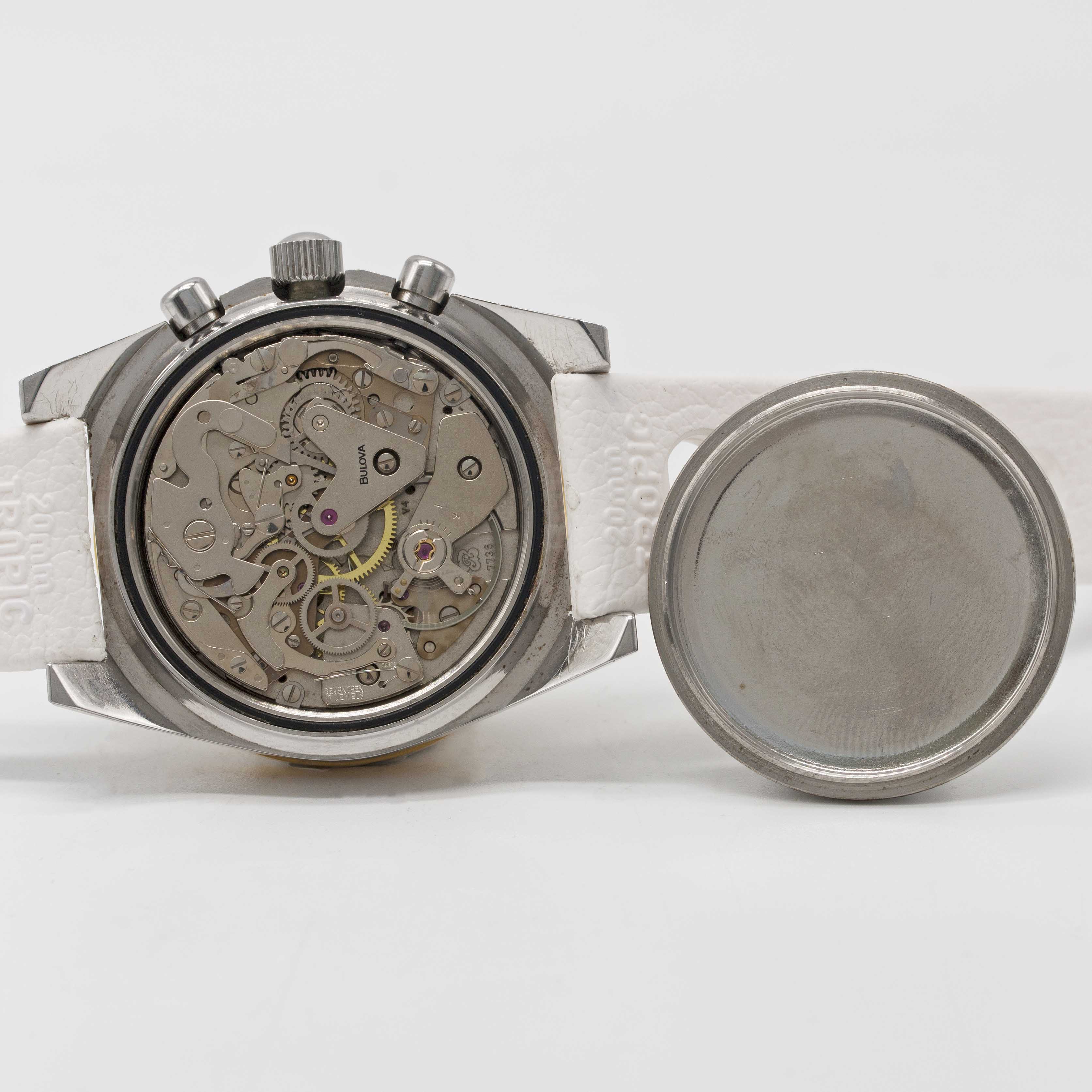 A GENTLEMAN'S STAINLESS STEEL BULOVA SEA HUNTER 200M DIVERS CHRONOGRAPH WRIST WATCH CIRCA 1970s, - Image 6 of 6