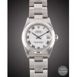 A MID SIZE STAINLESS STEEL ROLEX OYSTER PERPETUAL DATEJUST BRACELET WATCH CIRCA 1998, REF. 68240