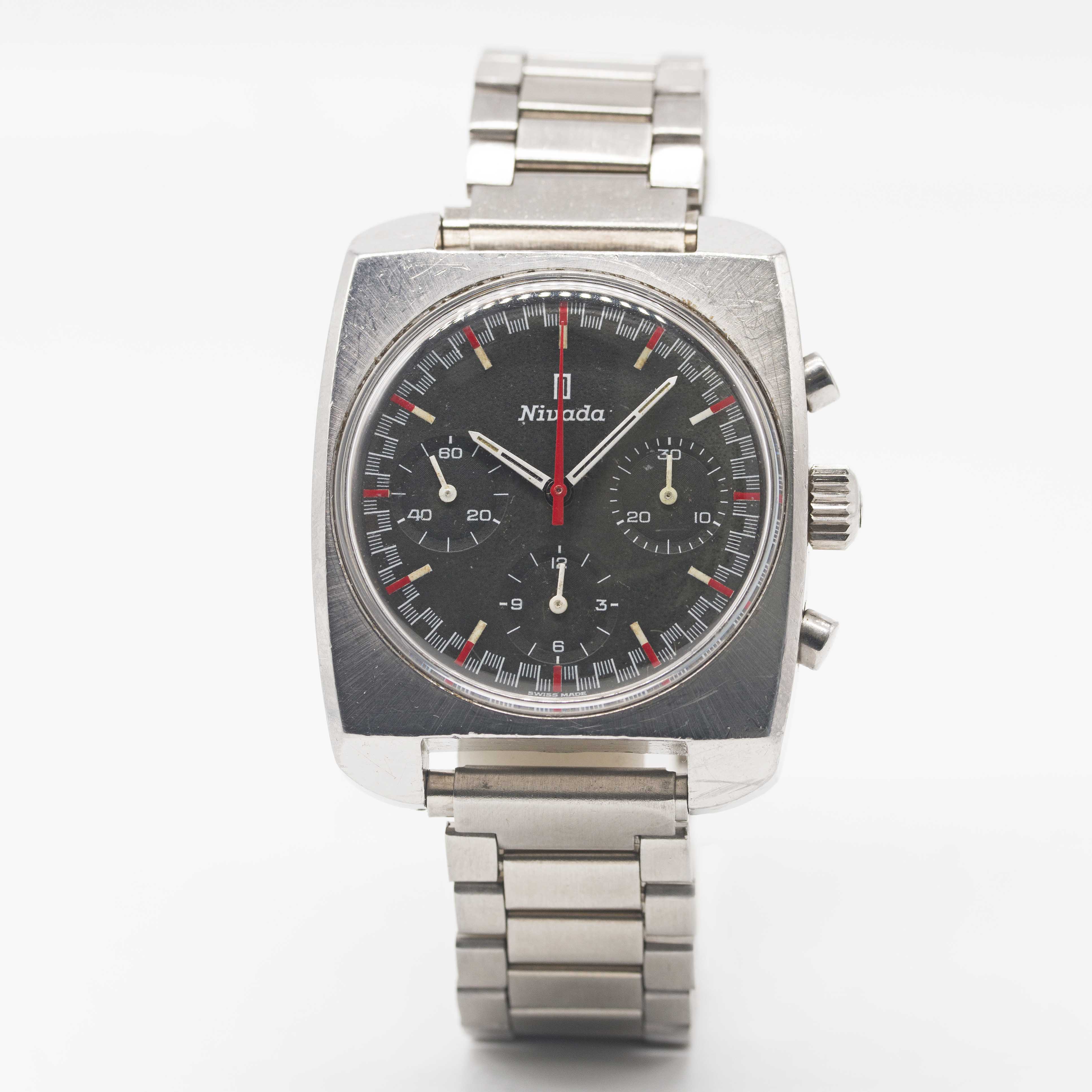 A GENTLEMAN'S STAINLESS STEEL NIVADA CHRONOGRAPH BRACELET WATCH CIRCA 1970, REF. 85014 WITH - Image 2 of 7