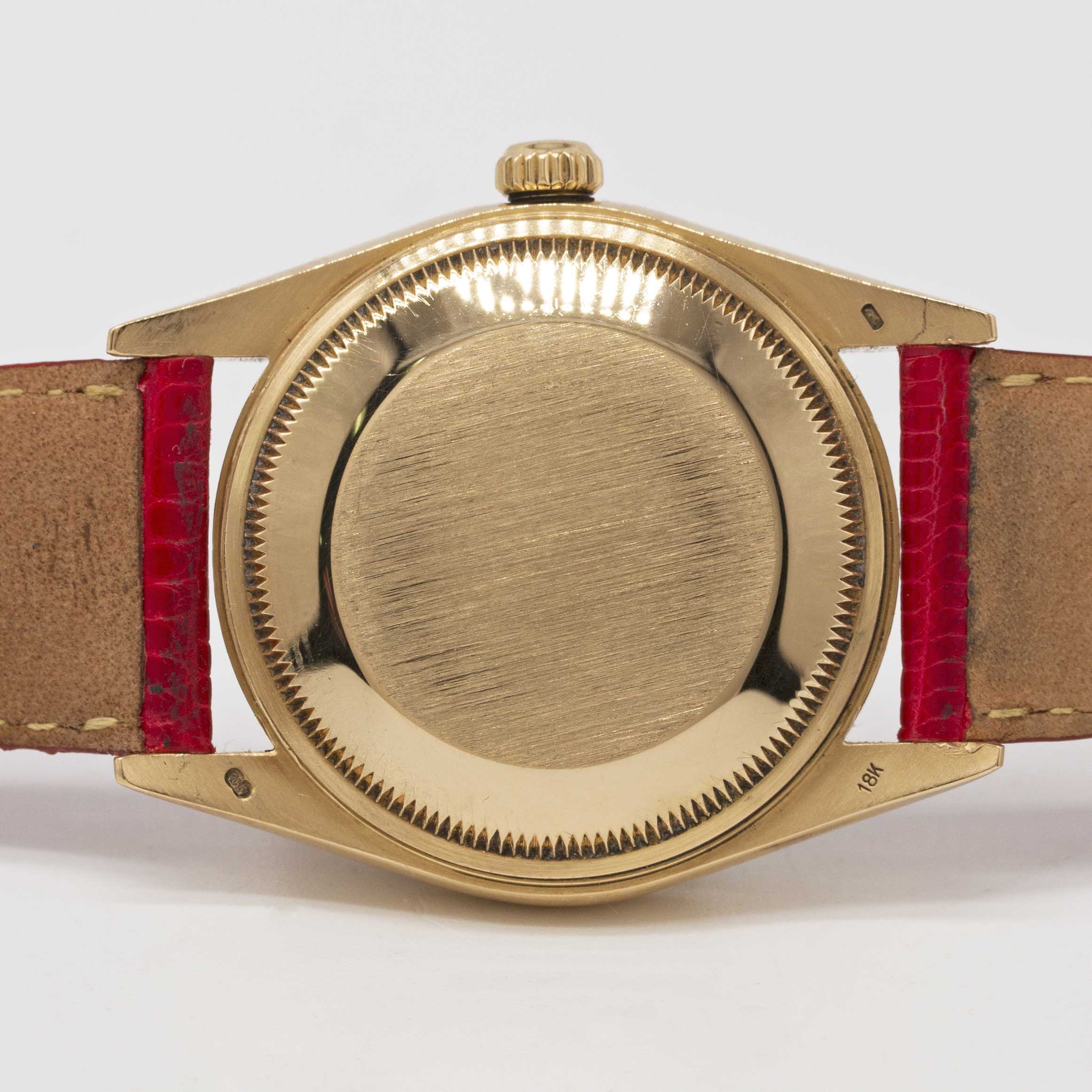 A GENTLEMAN'S SIZE 18K SOLID GOLD ROLEX OYSTER PERPETUAL DATE WRIST WATCH CIRCA 1988, REF. 15238 - Image 5 of 6