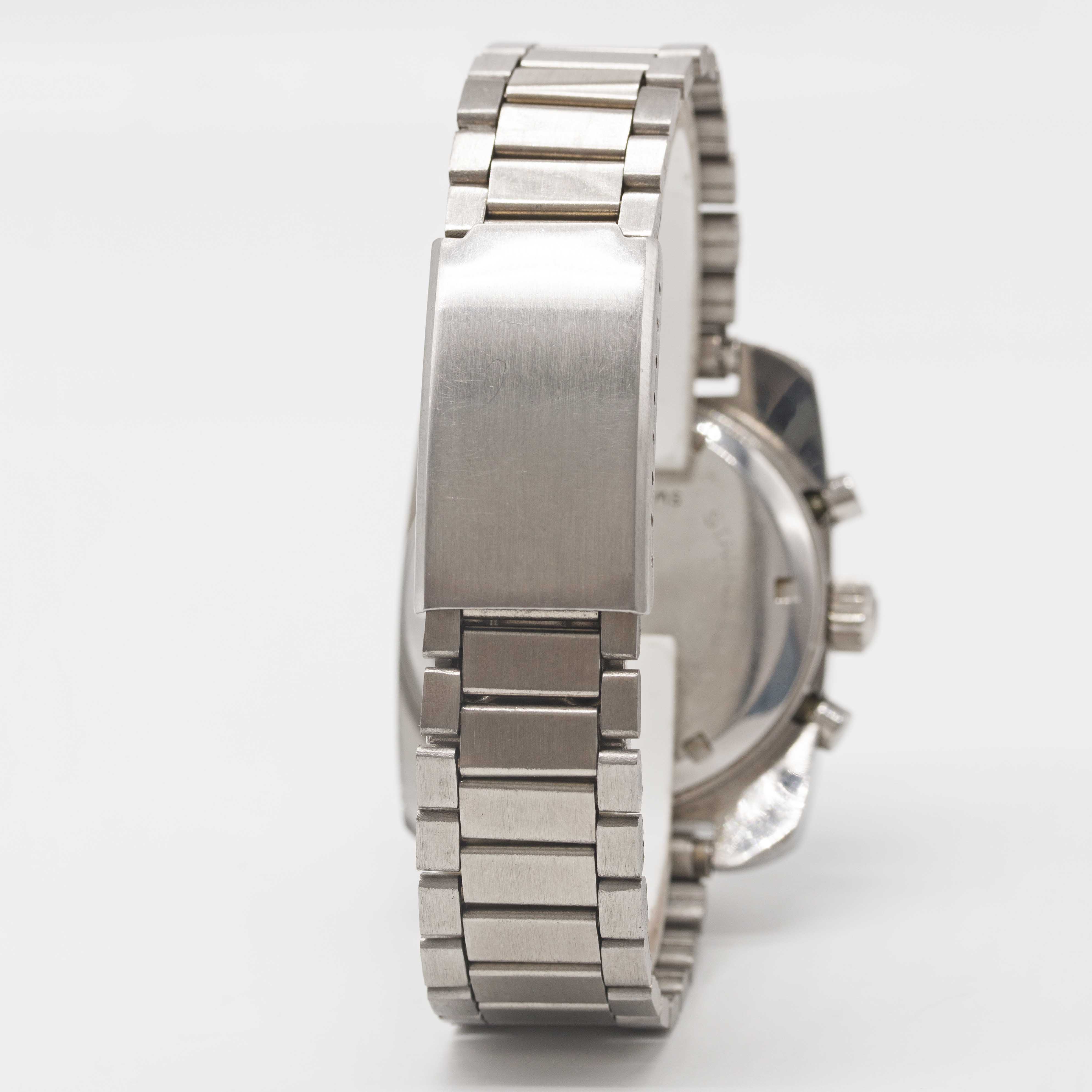 A GENTLEMAN'S STAINLESS STEEL NIVADA CHRONOGRAPH BRACELET WATCH CIRCA 1970, REF. 85014 WITH - Image 5 of 7