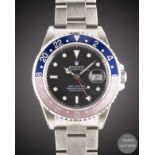 A RARE GENTLEMAN'S STAINLESS STEEL ROLEX OYSTER PERPETUAL DATE GMT MASTER "PEPSI" BRACELET WATCH