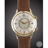 A GENTLEMAN'S 18K SOLID GOLD JAEGER LECOULTRE MEMOVOX AUTOMATIC ALARM WRIST WATCH CIRCA 1960, WITH
