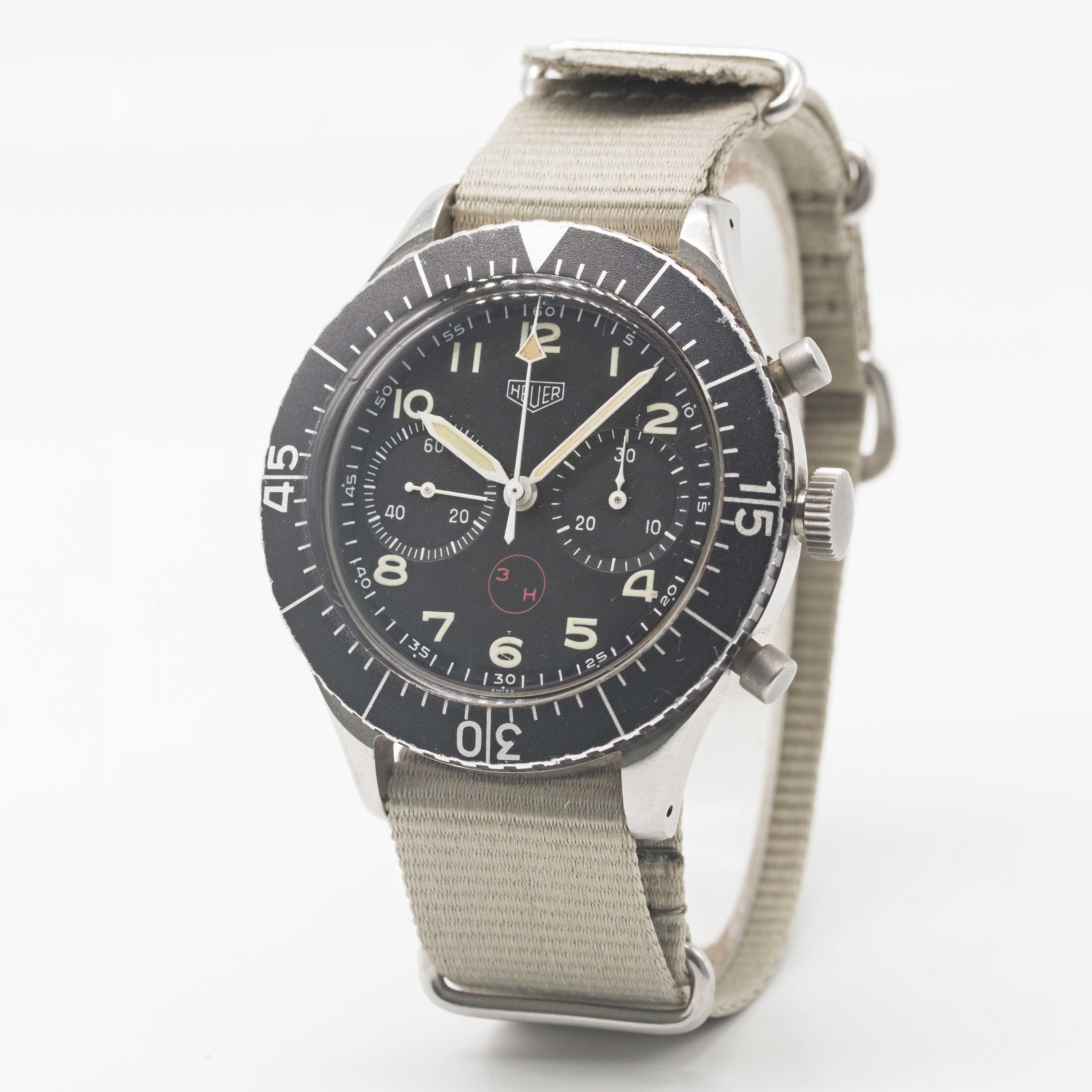 A GENTLEMAN'S STAINLESS STEEL GERMAN MILITARY HEUER BUND FLYBACK CHRONOGRAPH WRIST WATCH CIRCA 1970, - Image 3 of 5