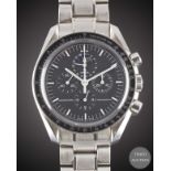 A GENTLEMAN'S STAINLESS STEEL OMEGA SPEEDMASTER PROFESSIONAL MOONPHASE CHRONOGRAPH BRACELET WATCH