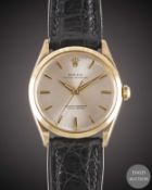 A GENTLEMAN'S 9CT SOLID GOLD ROLEX OYSTER PERPETUAL WRIST WATCH CIRCA 1964, REF. 1002 WITH