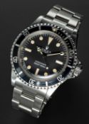 A GENTLEMAN'S STAINLESS STEEL ROLEX OYSTER PERPETUAL SUBMARINER BRACELET WATCH CIRCA 1979, REF. 5513